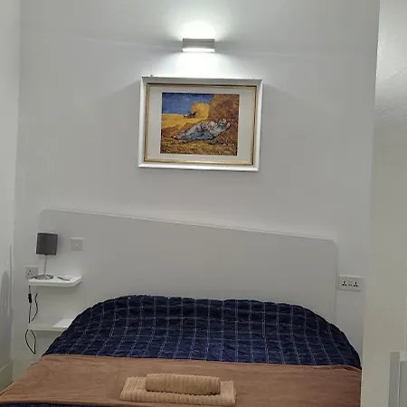 Appartement Door *