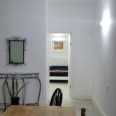 Door Appartement La Valette