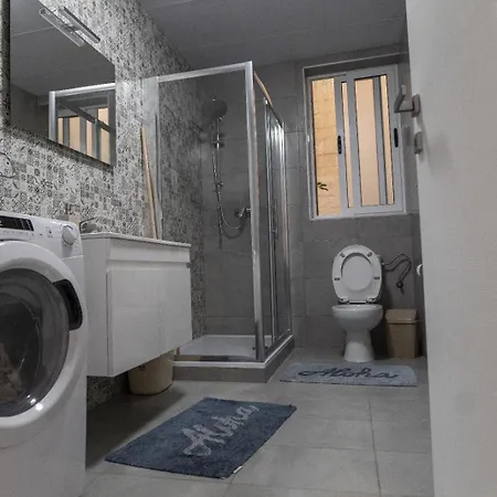 Door Appartement *