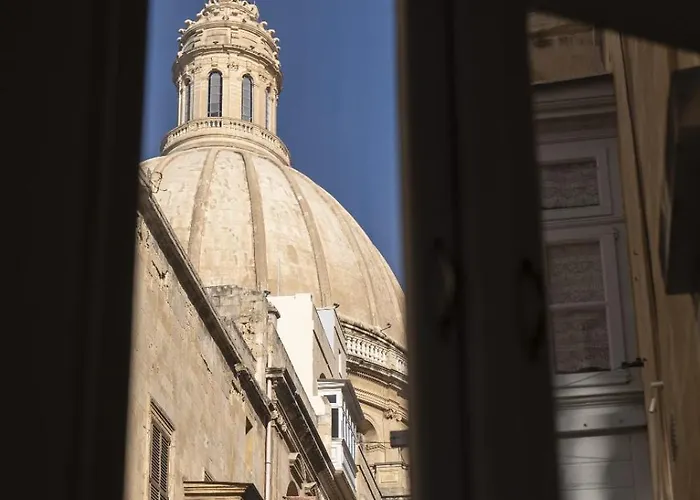 Διαμέρισμα Door *